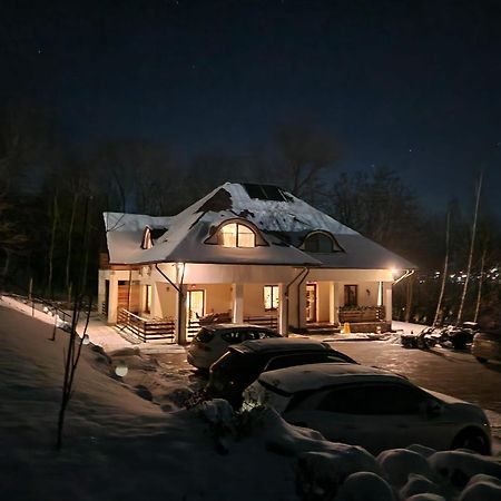 Provence Suceava Hotel Luaran gambar