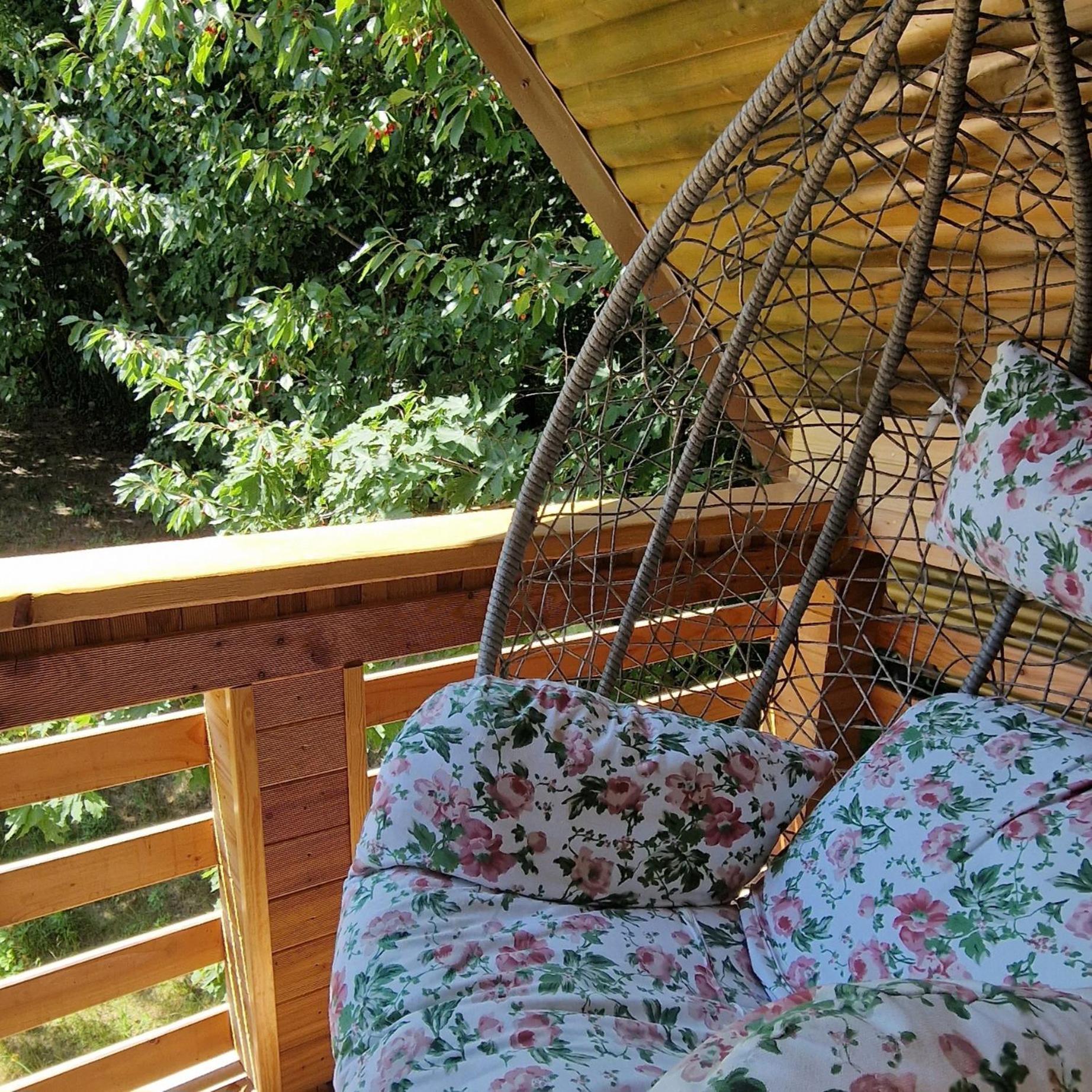 Provence Suceava Hotel Luaran gambar